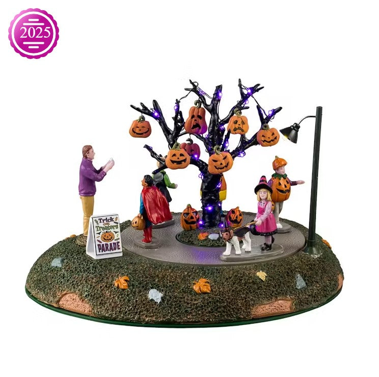 Trick Or Treaters Parade