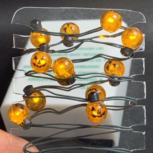 Jack-O Lantern String of 12 Lights