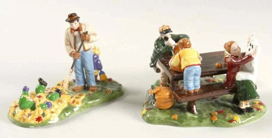 Preparing For Halloween (Set of 2)