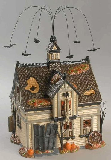 Creepy Creek Carriage House