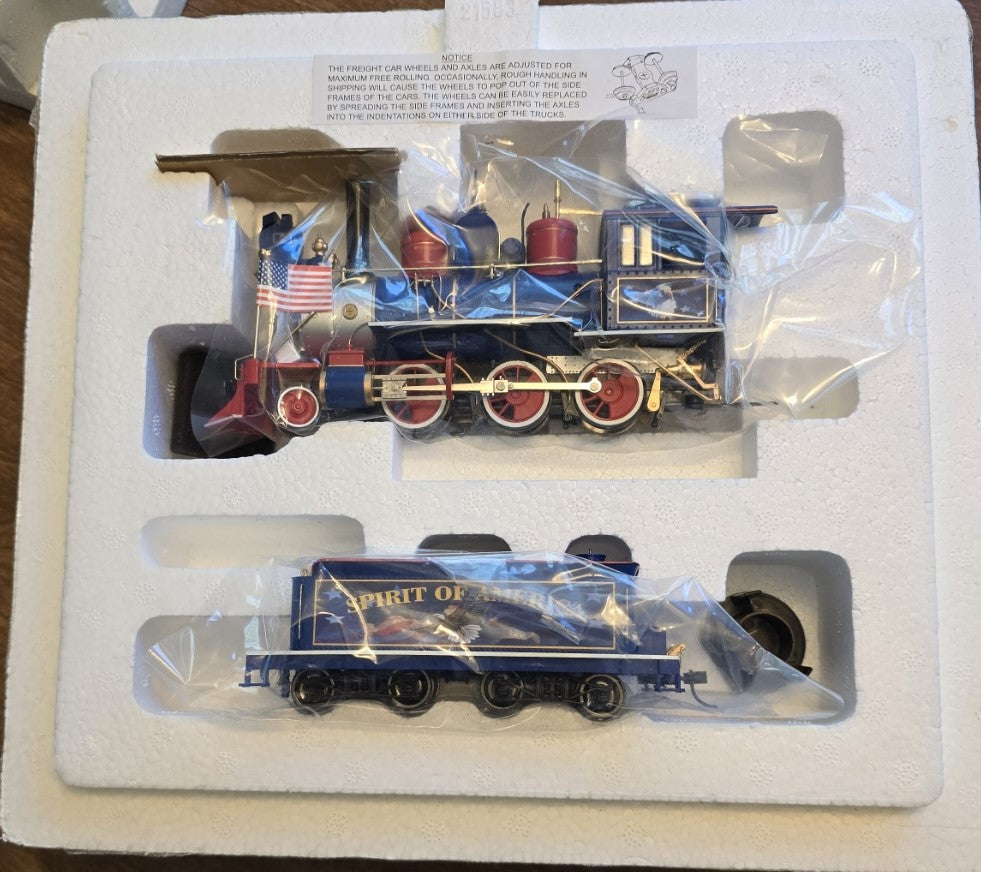 HAWTHORNE VILLAGE SPIRIT OF AMERICA EXPRESS TRAINSET
