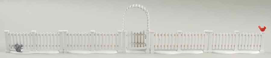 Village White Picket Fence With Gate (Set of 5)