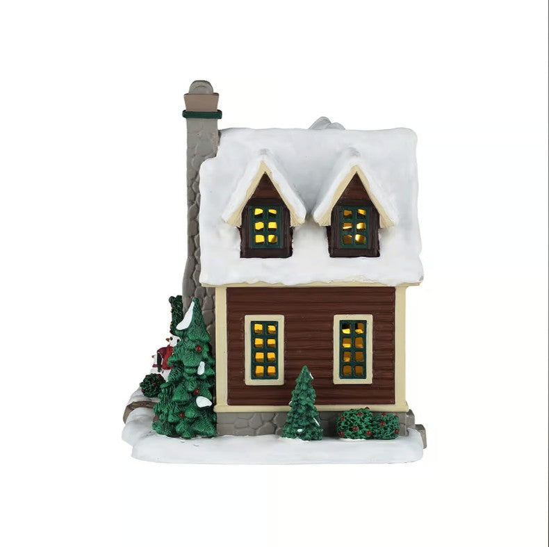 Cozy Forest Cabin