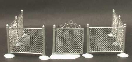 Village Chain Link Fence with Gate (Set of 3)
